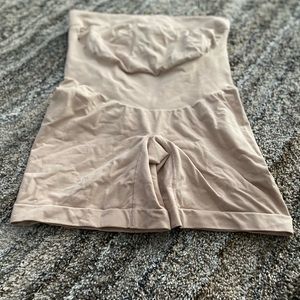 Postpartum shorts